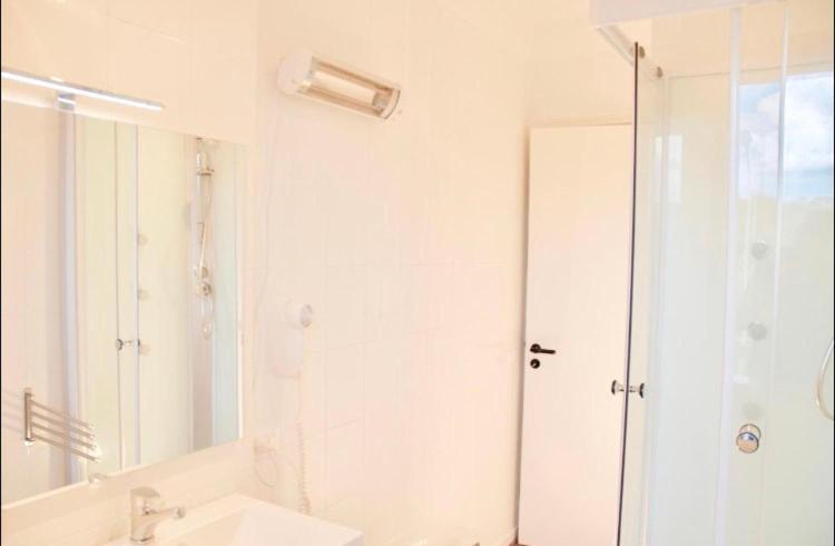 Beachfront Rooms Marina Di Ragusa Rom bilde